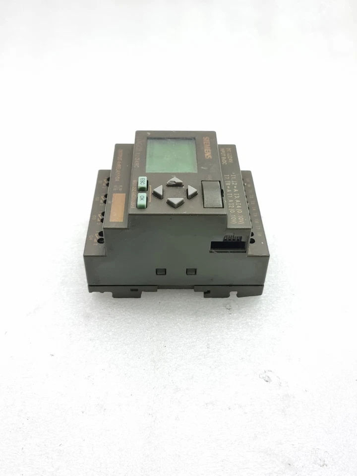 Siemens 6ED1052-1MD00-0BA6 12/24RC Logo 6ed10521md000ba6 Used Working Free Ship